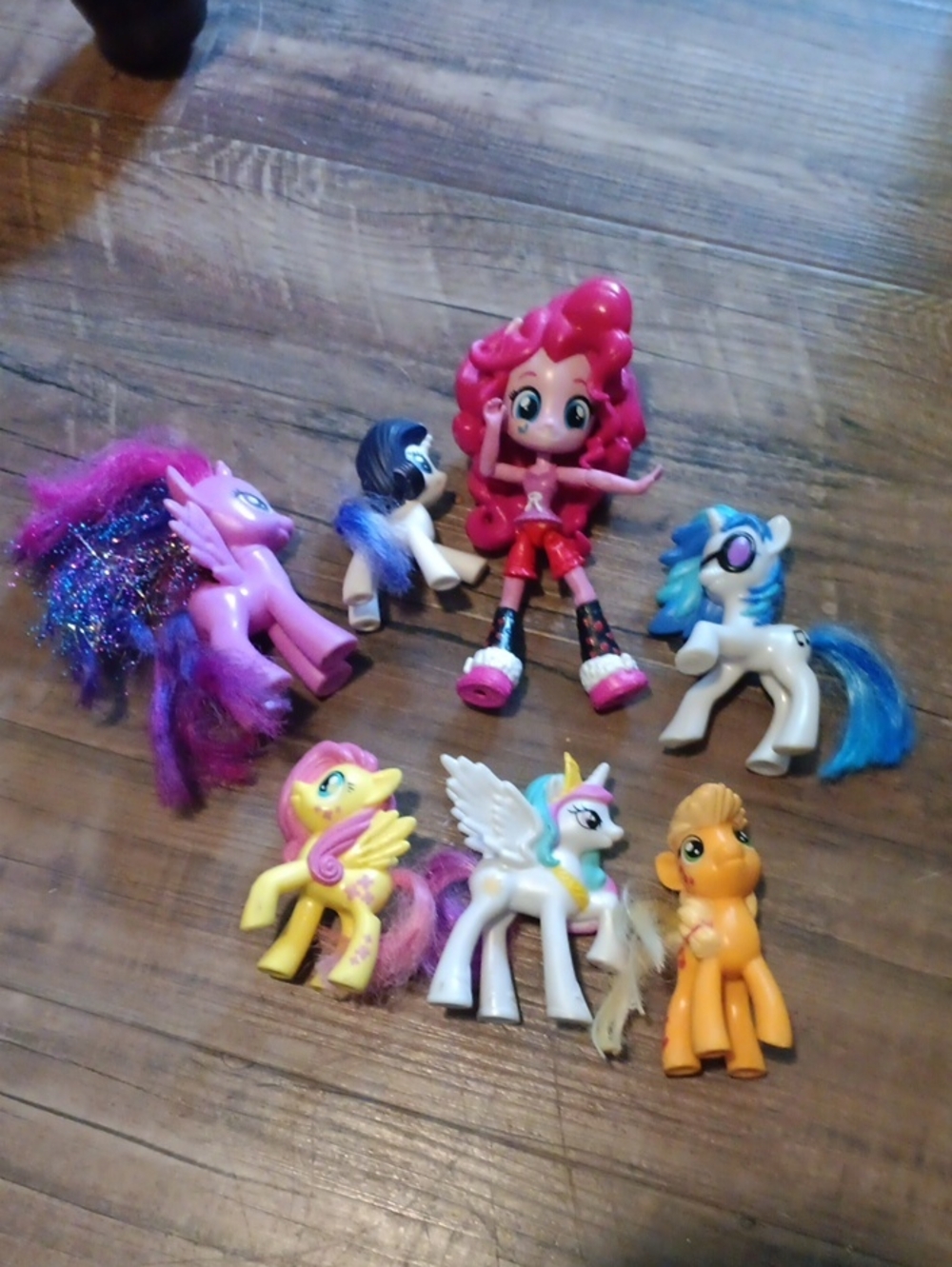 My Little Pony & Equestria Girls Figure Set - Pink, Yellow, White, Blue, Orange